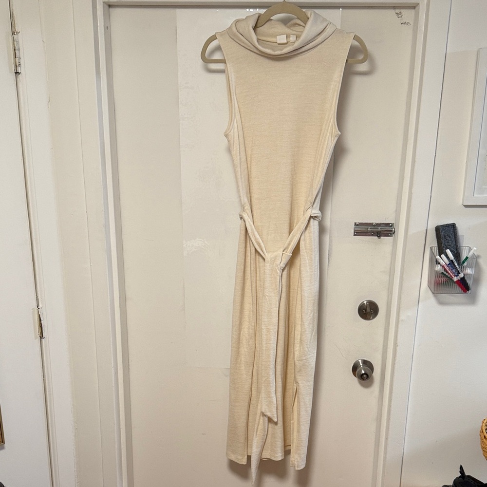 GAP Cream Sleeveless Midi Sweater Dress